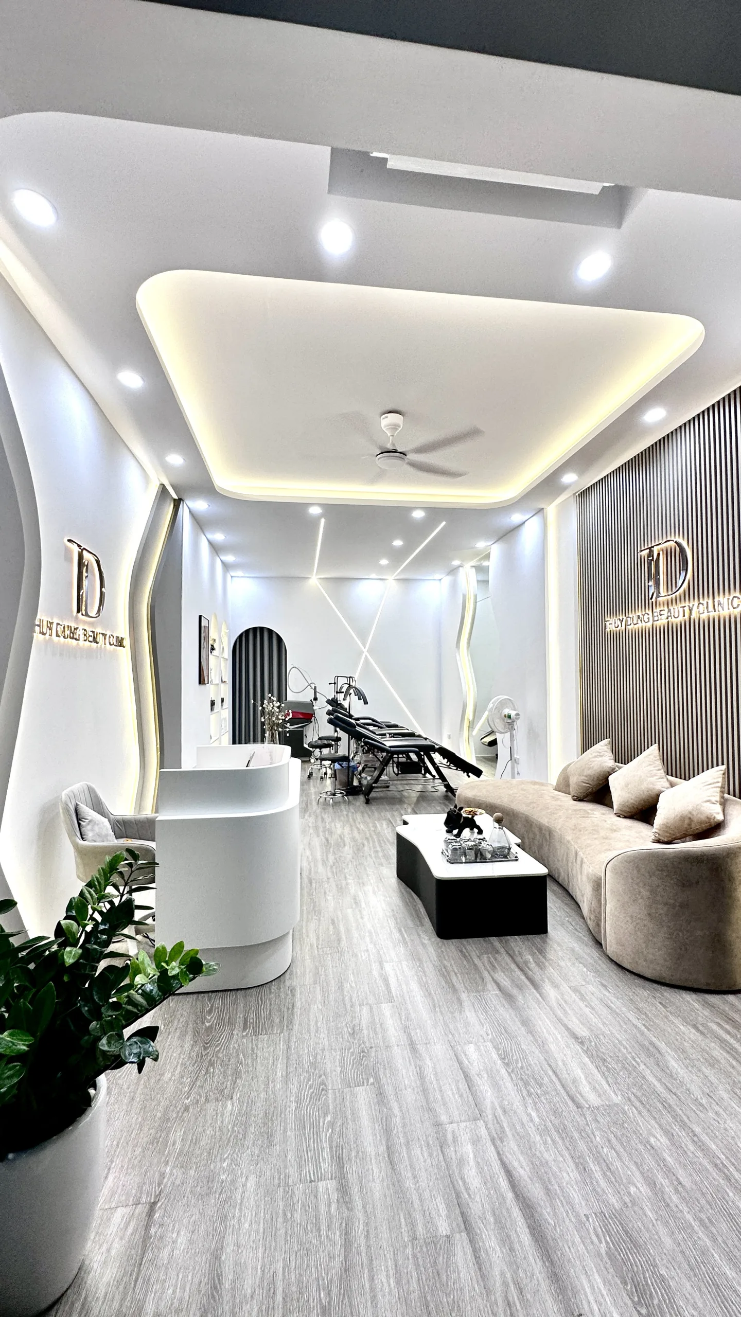 https://annamdesign.vn/wp-content/uploads/2025/04/IMG_8215-scaled.webp